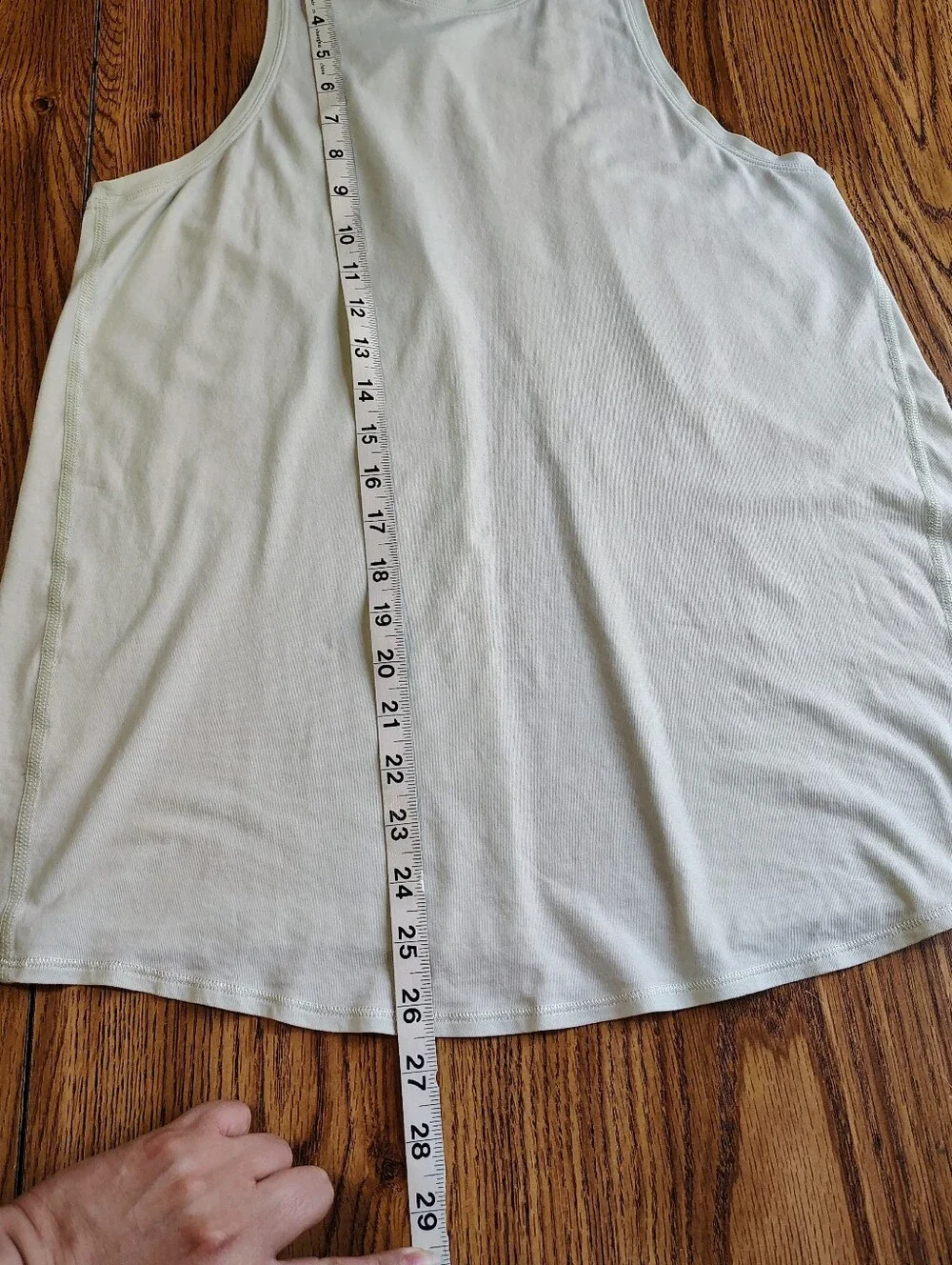 Lululemon All Tied Up Tank Top Very Light Green Spring cotton sz 8 (M).
